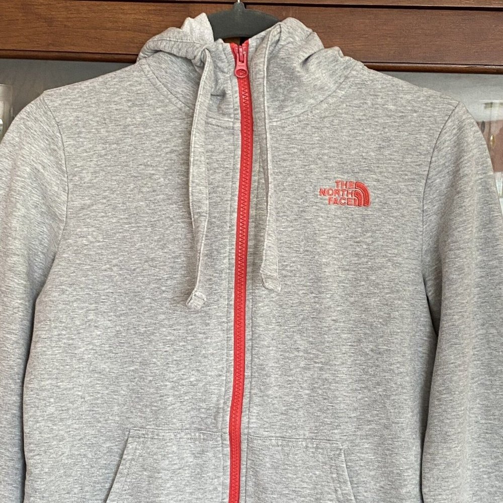 The North Face Womens Size Small Gray Full  Zip Up Pink LOGO Hoodie Sweater - Picture 4 of 12